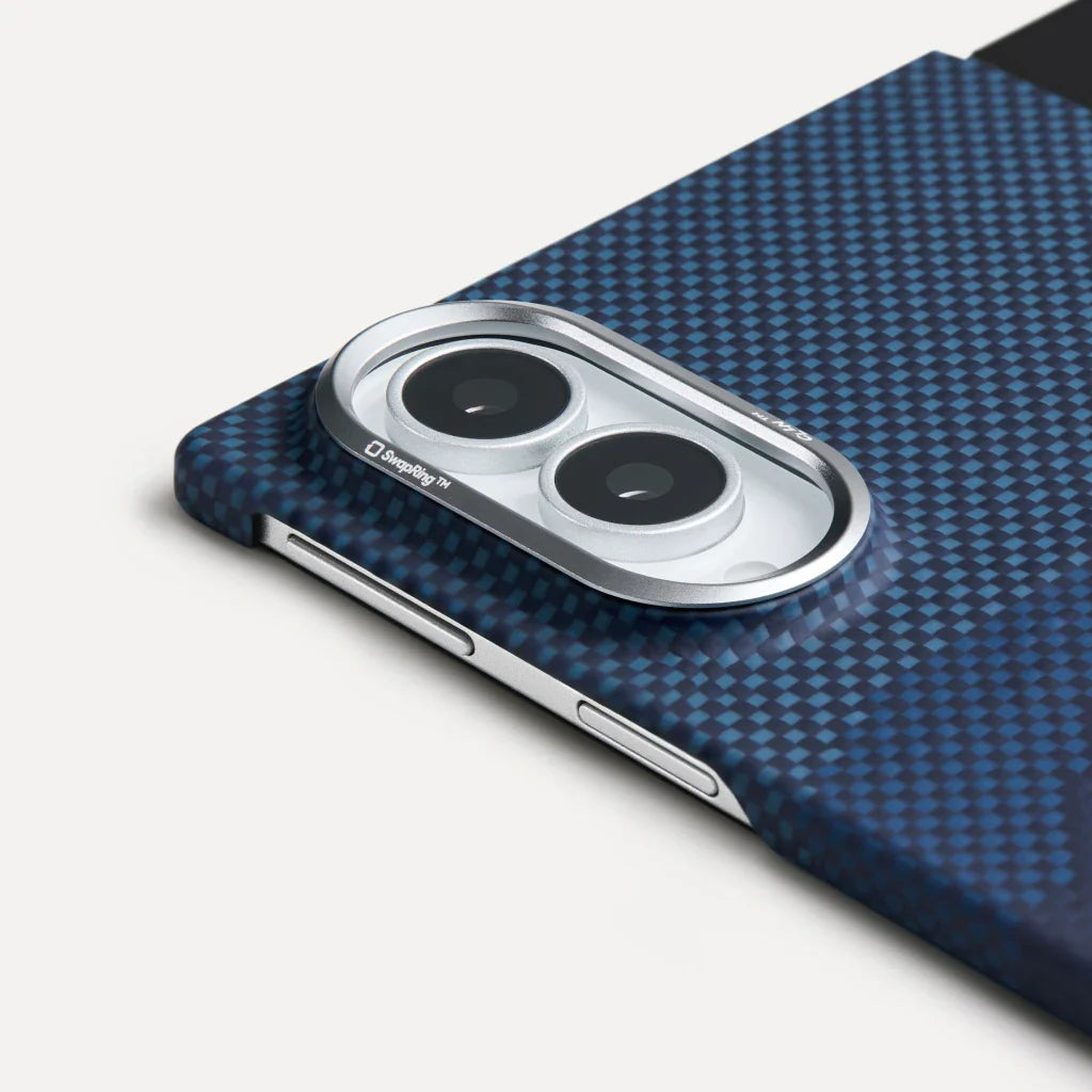 Edge Case - Samsung Galaxy Z Fold8 - Moment · OVER THE HORIZON