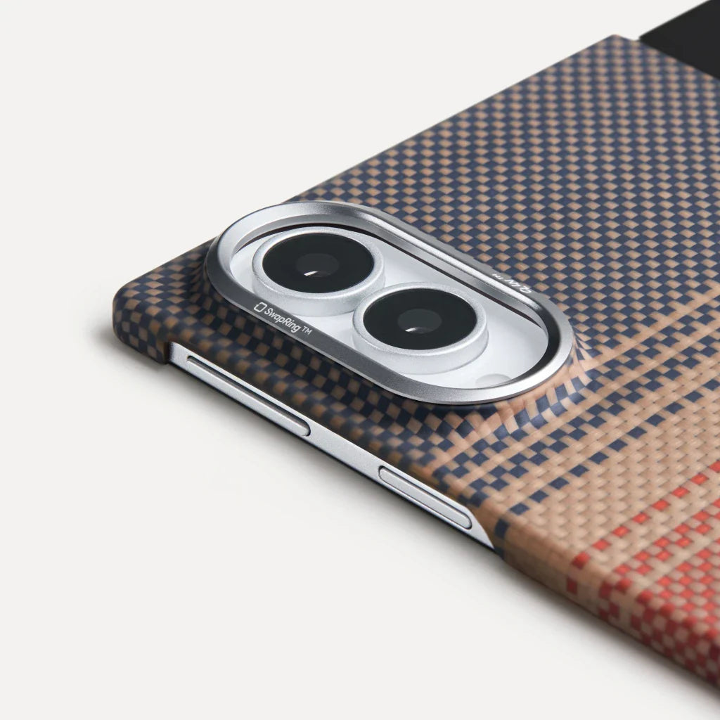 Edge Case - Samsung Galaxy Z Fold8 - Moment · Sunset
