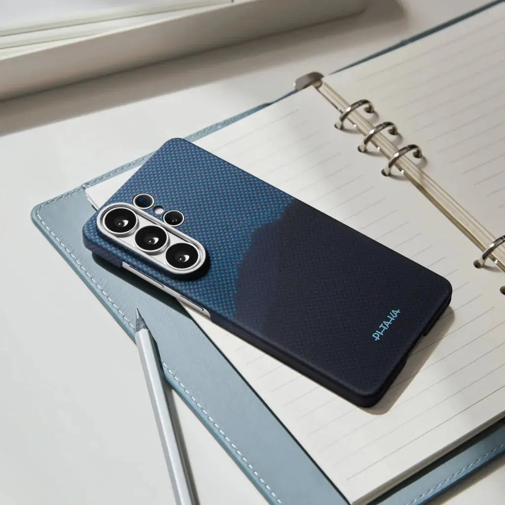 Samsung Galaxy S26 Ultra Edge Case Moment - Over The Horizon (Aaron Button) Pitakaindia